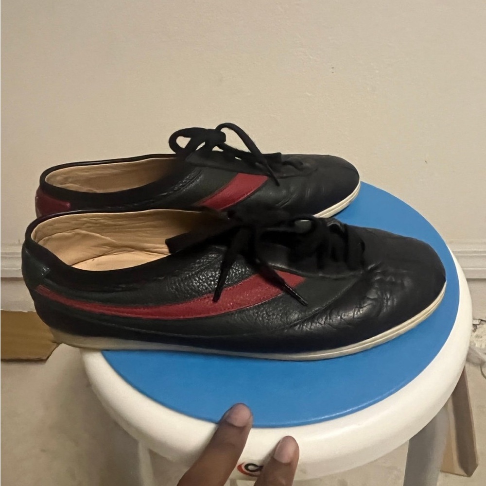 Gucci Black and Red Sneakers with Sleek Design